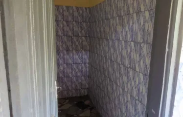 Chambre simple avec terrasse à Légbassito Kognito
