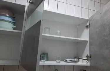 Appartement avec une Chambre Salon WCD et Cuisine interne